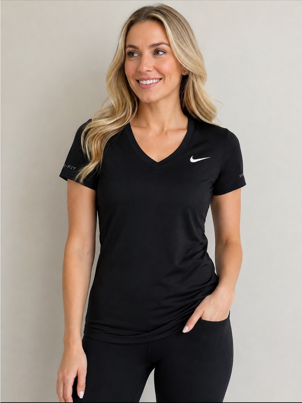 Nike Pro Dri-FIT Women’s Medium Black Fitted Training Top NWOT